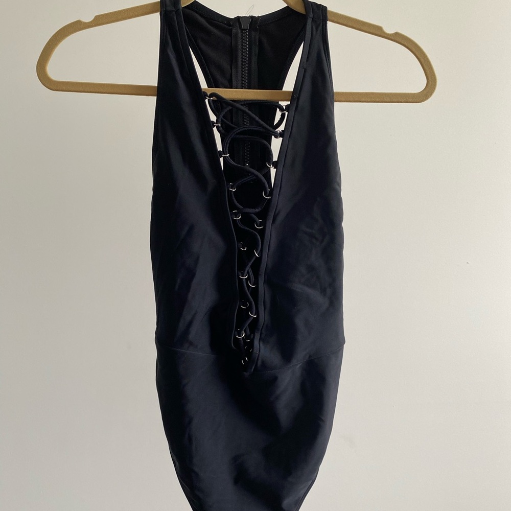 Swim suit / body suit